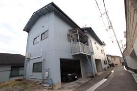 栄町ハイツの外観
