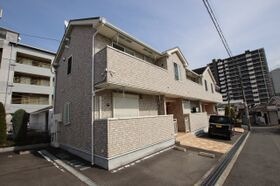 ソレアード本町の外観