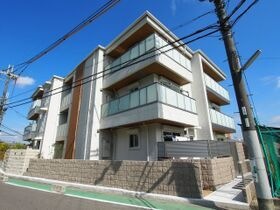 シャーメゾンみのりの外観
