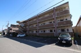 スプルース泉ヶ丘Ⅱの外観
