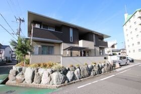 グランレイク金剛の外観