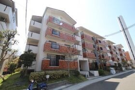 藤沢台第一住宅306棟の外観