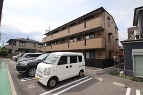 Villa Pino美原の外観