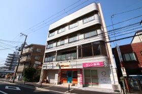 メゾン深井の外観