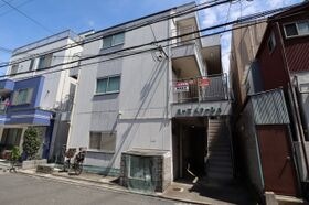 コーポパサージュの外観