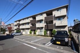 ファミリア金剛の外観