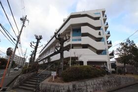 千代田第二住宅4号棟の外観