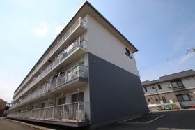 安田マンションの外観
