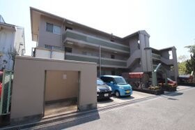 コンフォート津々山の外観