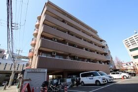 安田ビルの外観