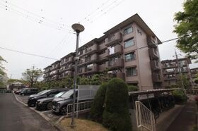 新檜尾台第二次住宅5号棟の外観