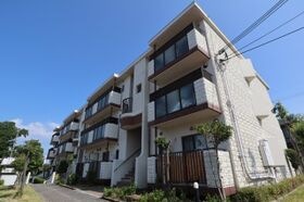 ファミールぴあ狭山の外観