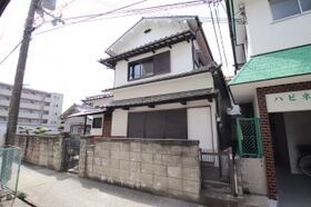 大阪狭山市狭山1丁目の外観