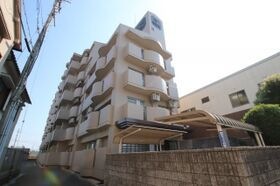 シャルマンフジ富田林の外観