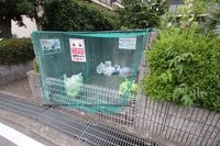 敷地内ゴミ捨場