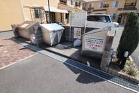 敷地内ゴミ捨場