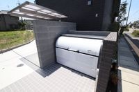敷地内ゴミ捨場