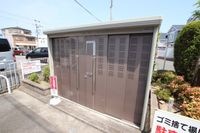 敷地内ゴミ捨場
