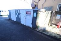 敷地内ゴミ捨場