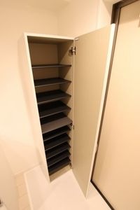 シューズボックス