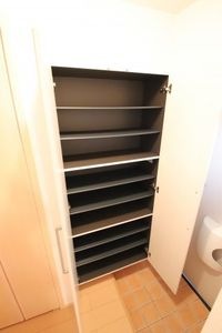 シューズボックス
