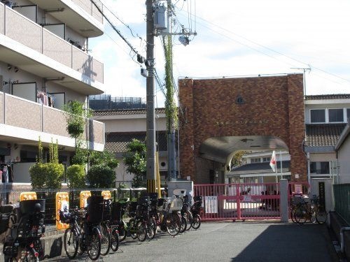大阪狭山市立幼稚園半田幼稚園