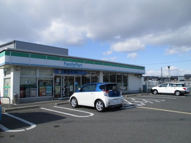 ファミリーマート堺高松店