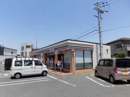 セブン-イレブン堺東山店