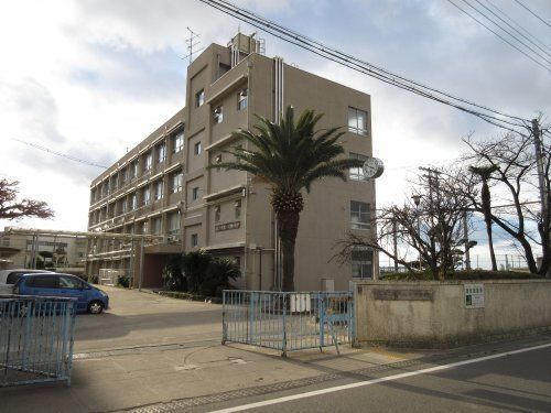 泉ヶ丘東中学校