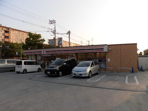セブン-イレブン富田林久野喜台店