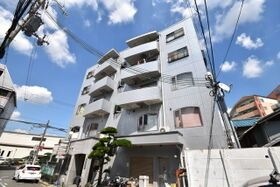 富尾ビルの外観