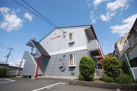 ファミール高見台の外観