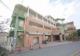 プリムローズ星田の外観