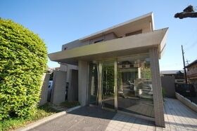 シャルム楠葉の外観