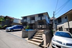 ボンジュール岡山手 2番館の外観