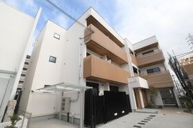 キャルムコート交野2番館の外観
