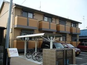シャンティー1号館の外観