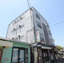 田代マンションの外観