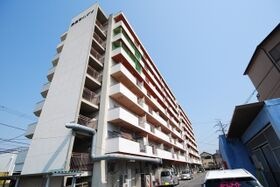 家具町ハイツの外観