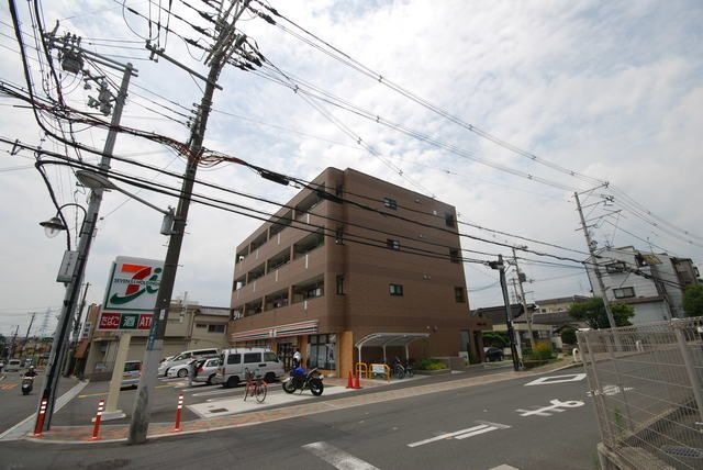 セブンイレブン交野倉治9丁目店