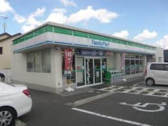 ファミリーマート八幡美濃山店