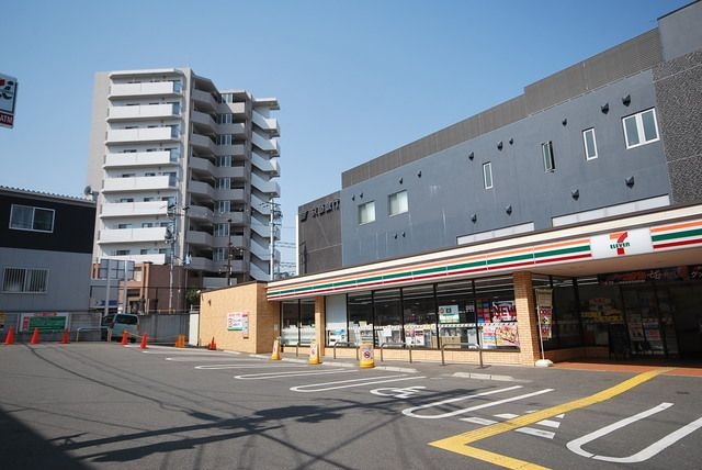 写真：セブンイレブン枚方牧野阪2丁目店