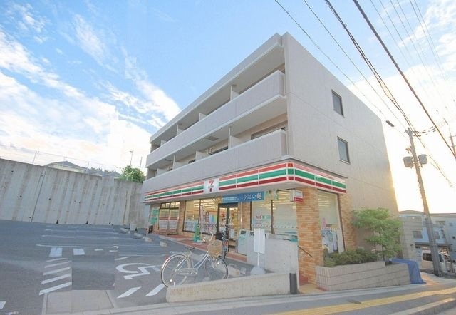写真：セブンイレブン枚方東中振2丁目店