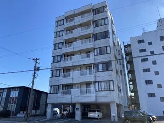 写真:プレジデント福乃宮の外観