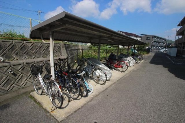 東西条小学校