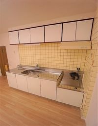 ★収納力バッチリのリノベ済みのキッチン★