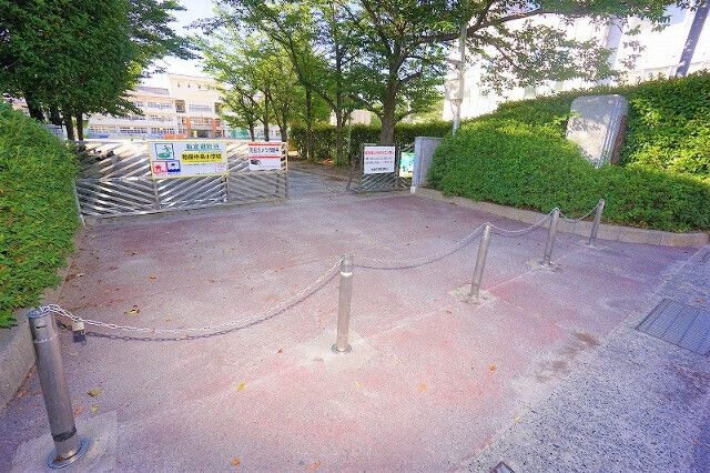 粕屋町立粕屋中央小学校