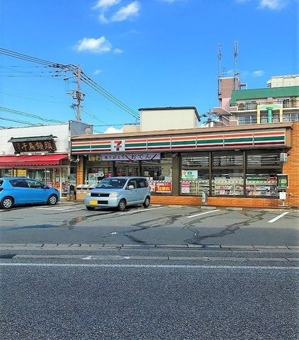 セブンイレブン粕屋原町駅前店