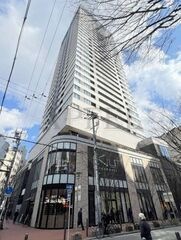 写真:ジオグランデ梅田茶屋町レジデンスの外観