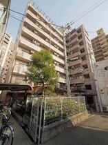 楠青山ビル別館の外観